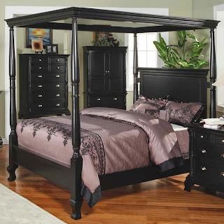 Black Canopy Bed