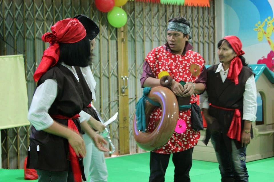 PESTA DONAT SEKOLAH MINGGU DONATMAN BEAUTIFUL PIRATES 