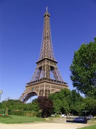M I X T U R E P H O T O S The Eiffel Tower