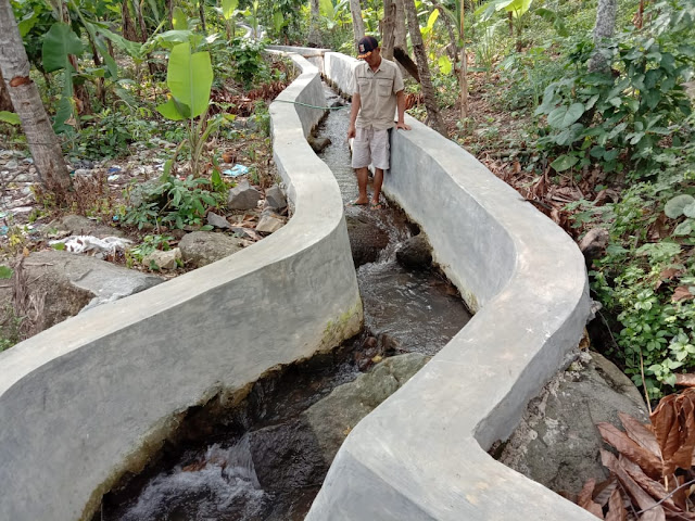 Proyek Mangkrak , Kades Sukaraja Enggan Tanggung Jawab