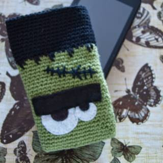 PATRON GRATIS FUNDA MOVIL FRANKENSTEIN DE CROCHET 13015