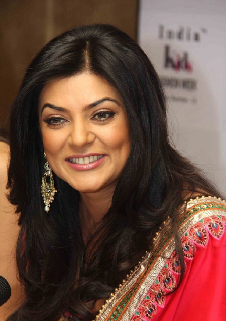 Most Popular Celebrities Sushmita Sen HD Wallpapers