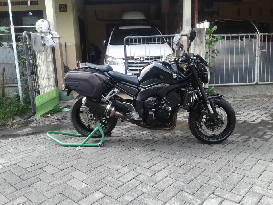 BURSA MOGE MURAH Yamaha FZ1 Tahun 2009 LAPAK MOTOR 