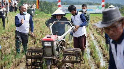 Program Bajak Gratis Telah Mengolah 4308 Hektare Sawah di Tanah Datar 
