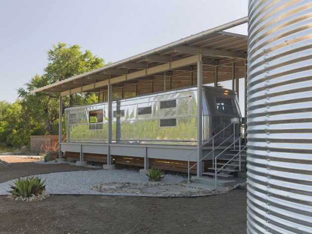 Desain Rumah Unik Terbuat dari Gerbong Kereta Api