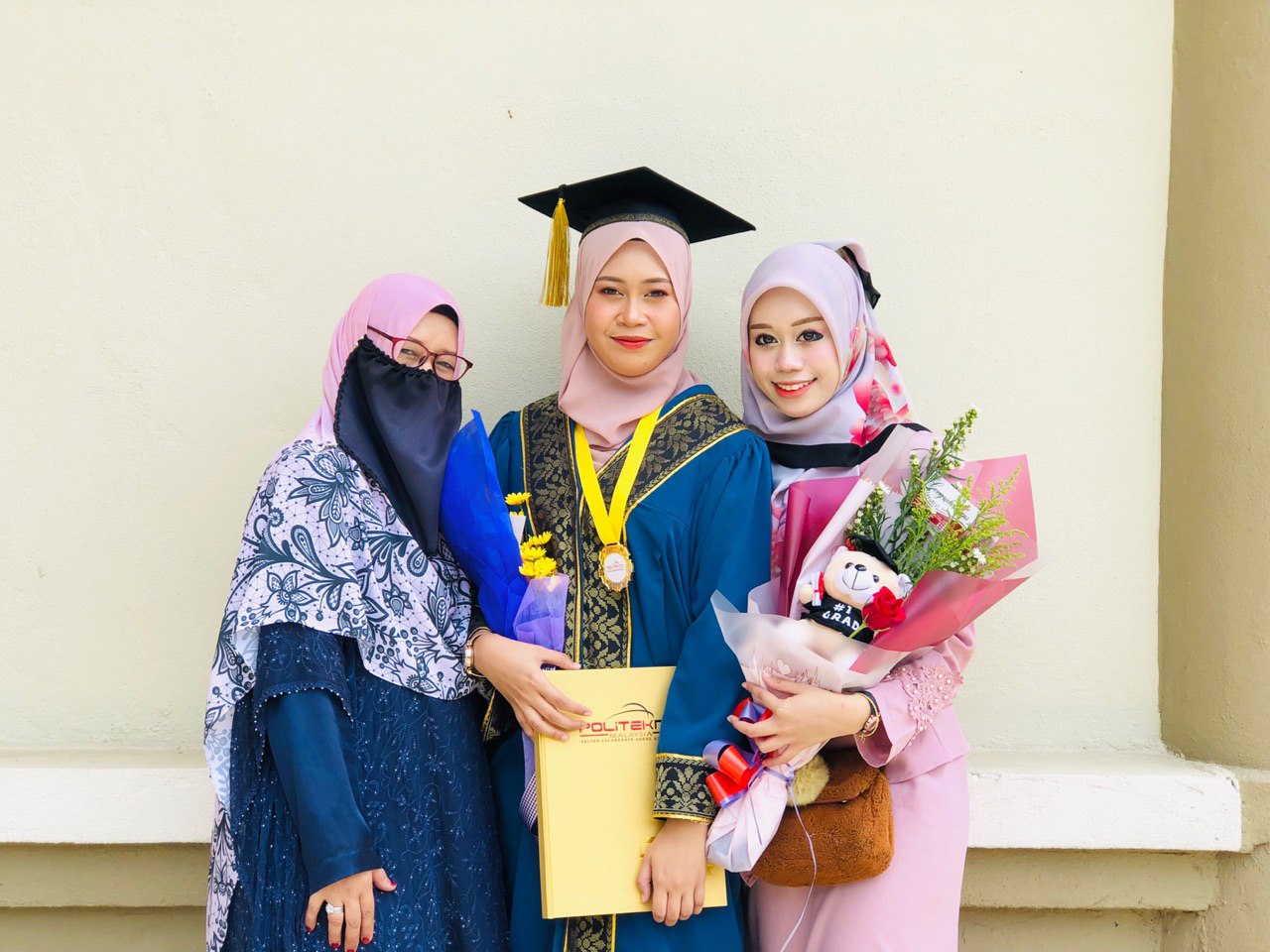 Graduated | Lenne Zulkiflly