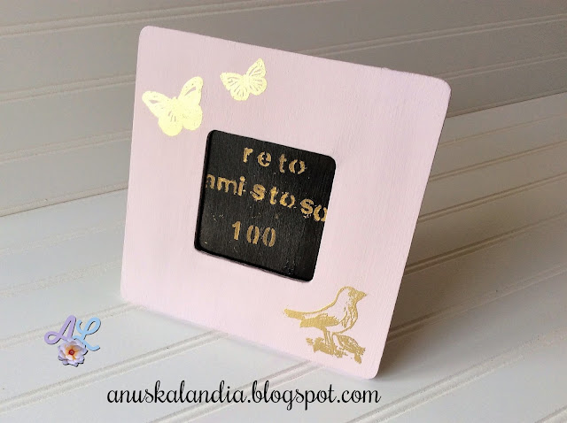 Marco-pintado-chalk-paint-y-embossing-dorado-reto-amistoso-100-lateral-Anuskalandia