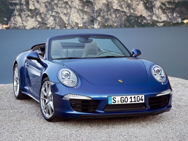 Porsche 911 Carrera 4 2013