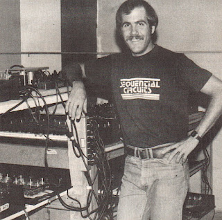 Dave Smith, presidente de Sequential Circuits en la factoría y sede de la empresa en San José, California, circa 1978.