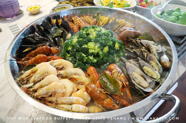 Hidangan Seafood Hot Wok Seafood Buffet Dinner dari Lexis Suites Penang