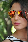 sonal chauhan latest glam pics-thumbnail-51