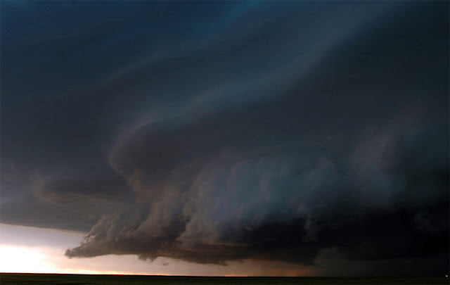 Tormentas y Tornados