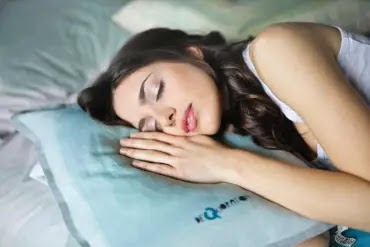 7 Sleep Tips for a Successful Work Week with Less Stress