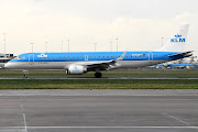 PHEZH Embraer ERJ190ER KLM Cityhopper (WA/KLC) (AMS 26 November 2009) (ph ezh )