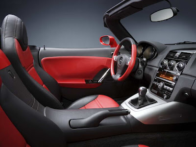 opel_gt_sporty_interior