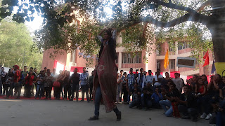 Improvisational theatre