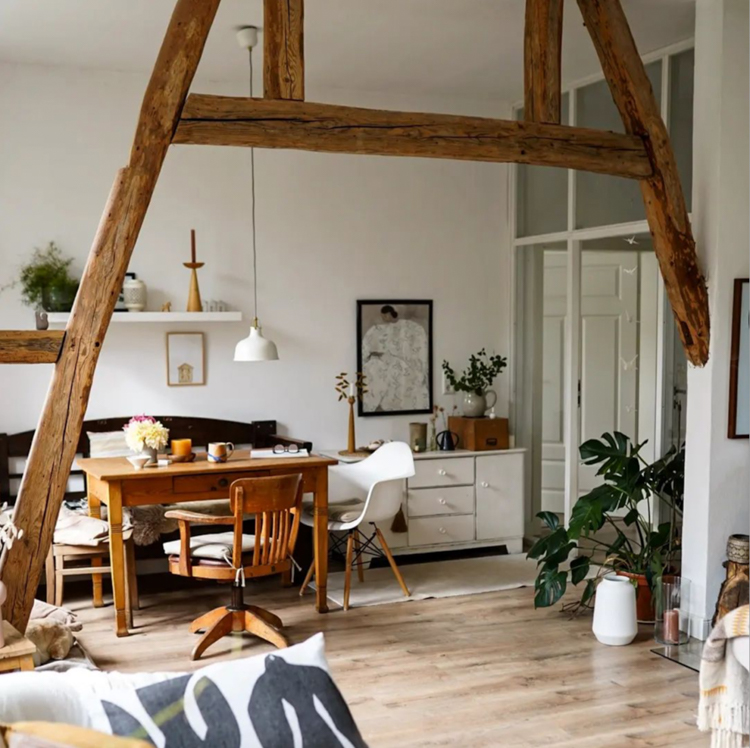 Friederike's Warm and Inviting Home with Historic Charm