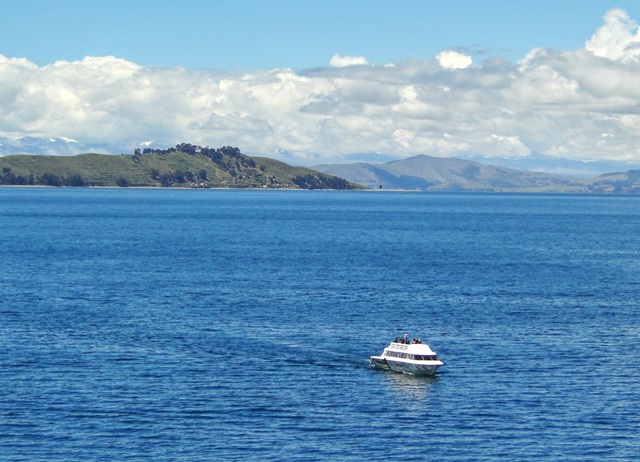 Isla del Sol y Lago Titicaca