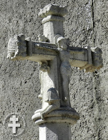 BALLEVILLE (88) - Croix de chemin du Ménil-sur-Vair (XVIIe siècle)