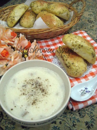 Damai Qalbu: GARLIC FINGER BREAD, MUSHROOM SOUP & GARLIC 