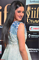 Vimala Raman in Spicy Deep Neck Sleeveless Dress at IIFA Utsavam Awards 2017  Day 2 at  19.JPG