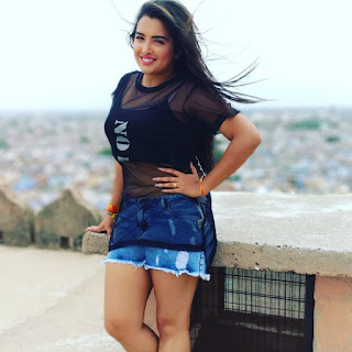 Amrapali Dubey Bhojpuri Wallpaper