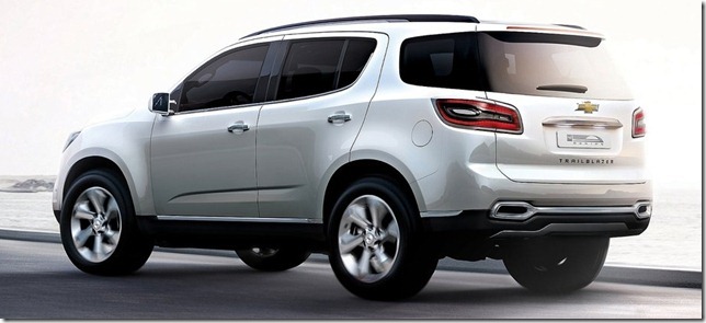 Chevrolet-TrailBlazer_2013_1280x960_wallpaper_03