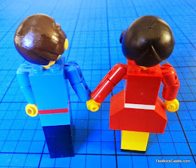 LEGO Maximodels figures people holding hands 