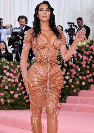 Kim Kardashian reveals the difficult process of wearing Corset in behind the scenes of Met Gala 2019 preparation