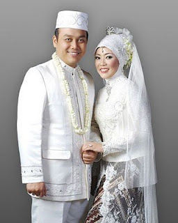 A LifE Kebaya Akad Nikah Haruskah Warna Putih 