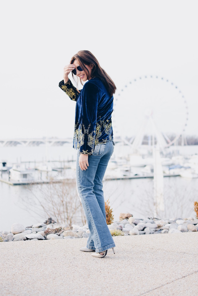 Navy Floral Embroidered Velvet Blazer-Look of the day-MariEstilo-SheIn-FashionBlogger-DCBlogger-Moda El Salvador-Moda Mexico-Moda España-armandhugon dc