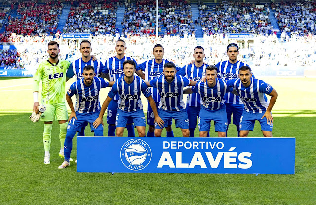 📸DEPORTIVO ALAVÉS 📆1 octubre 2024 ⬆️Antonio Sivera, Kike García, Rafa Marín, Nahuel Tenaglia, Álex Sola, Ianis Hagi. ⬇️Luis Rioja, Ander Guevara, Rubén Duarte, Antonio Blanco, Aleksandar Sedlar. DEPORTIVO ALAVÉS 0 🆚 CLUB ATLÉTICO OSASUNA 2 Domingo 01/10/2023, 16:15 horas. Campeonato de Liga de 1ª División, jornada 8. Vitoria, Álava, estadio de Mendizorroza: 19.035 espectadores. GOLES: ⚽0-1: 36’, José Arnaiz. ⚽0-2: 90’, Ante Budimir.