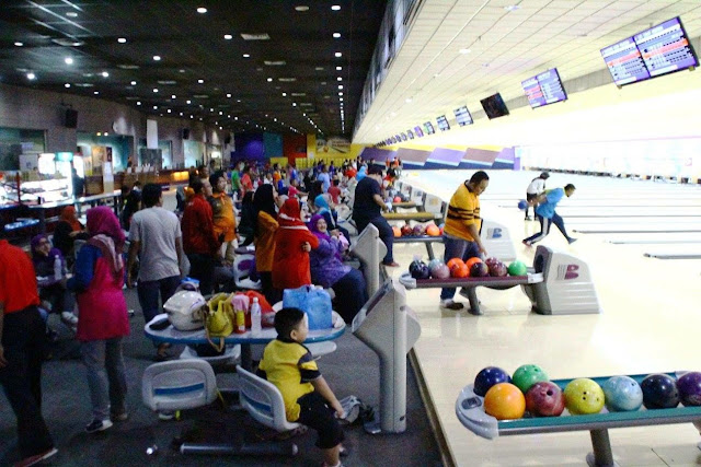 main bowling, rakan sekerja, karnival sukan