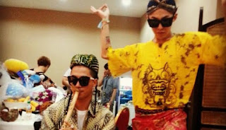 Tae Yang dan G Dragon Big Bang dalam Batik