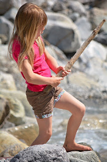 barefoot little girl