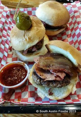 Billie Jean's Burger Pub sliders