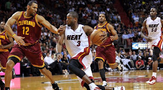 Miami Heat, Chris Bosh, LeBron James, NBA, Detroit Pistons, Dwyane Wade, Tracy McGrady LeBron James, Dwyane Wade, Chris Bosh, LeBron James, 2010-11 Miami Heat season, Sports