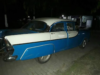  LAPAK MOBIL ANTIK : Dijual Sedan Klasik Holden Spesial 1960