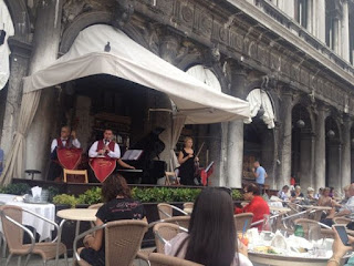 Musicos Piazza San Marco em Veneza Itália