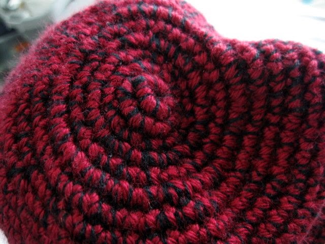 https://www.etsy.com/listing/215096683/crochet-hat-burgundy-and-black-tube?ref=shop_home_feat_2