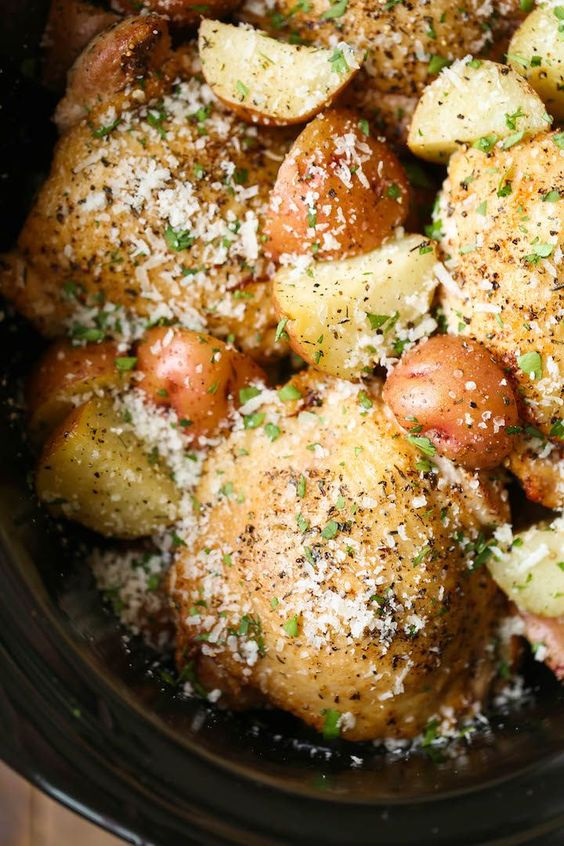 Slow Cooker Garlic Parmesan Chicken And Potatoes