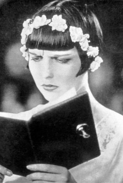 louise brooks portrait