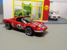 Hot Wheels Ferrari Racer Dino 246 GT