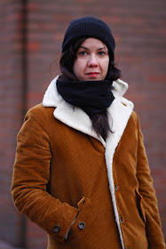 Julie Poole shearling coat seattle street style fashion it's My darlin'