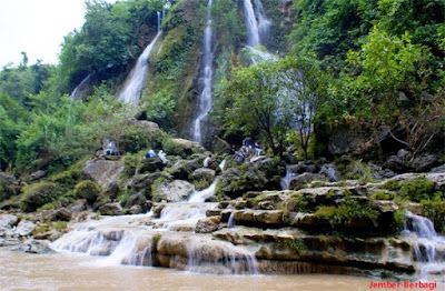 Keindahan Air Terjun Sri gethuk