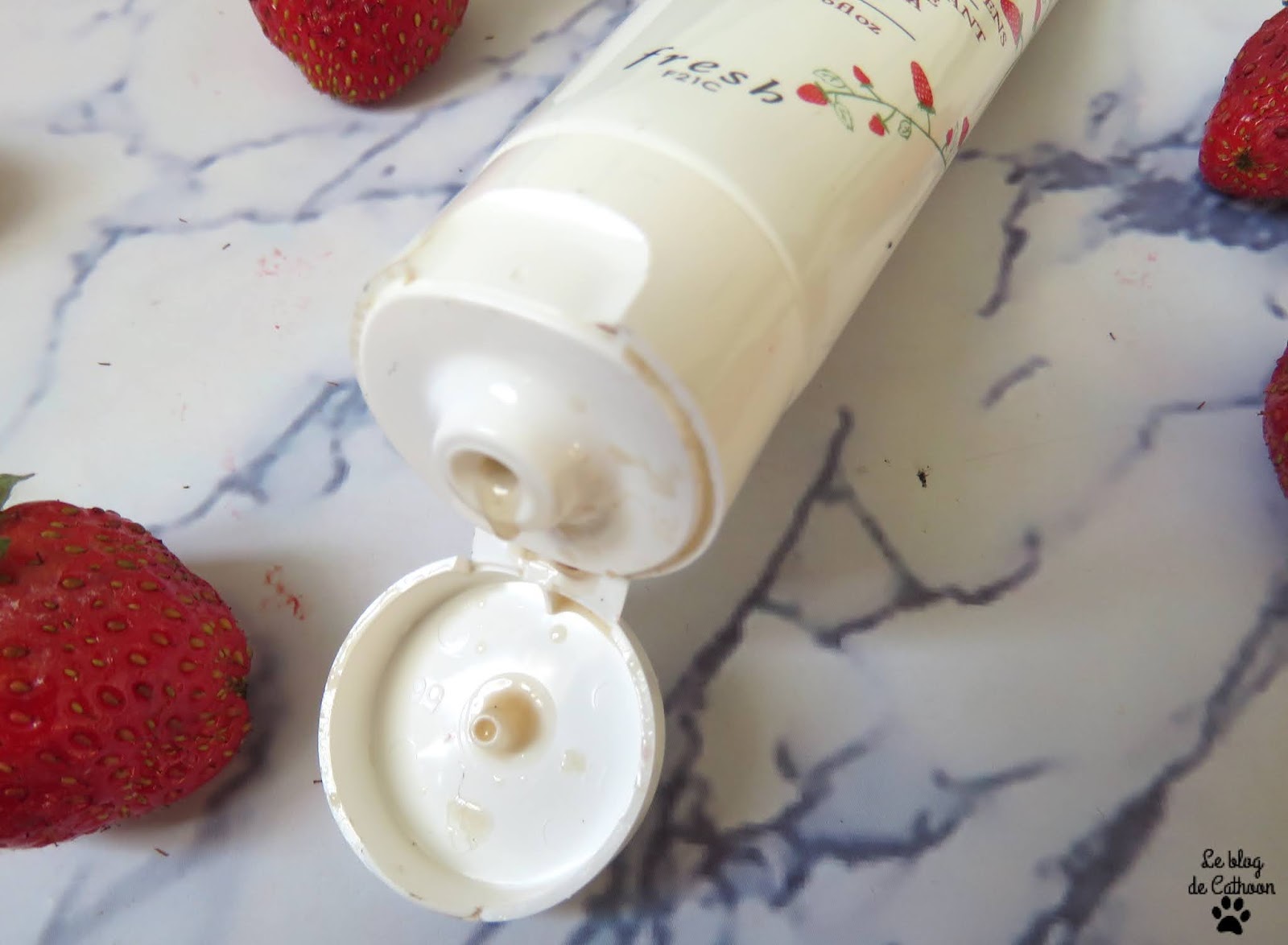 Sugar Strawberry Exfoliating Face Wash - Fresh