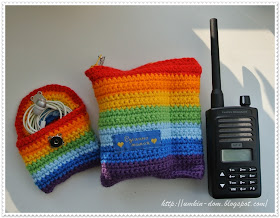 knitted rainbow
