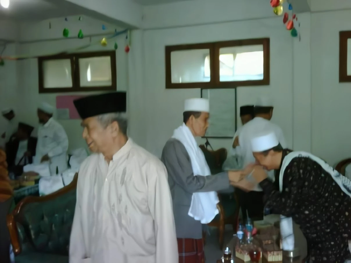 50+ Kumpulan Foto KH. Zainal Abidin Munawwir Krapyak Yogyakarta (HD)
