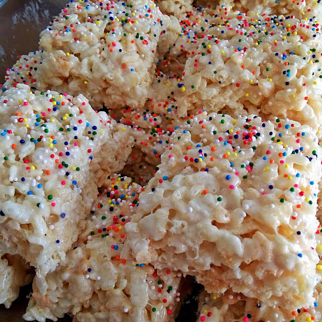 rice krispies for potluck contribution and more at www.growinguphui.com