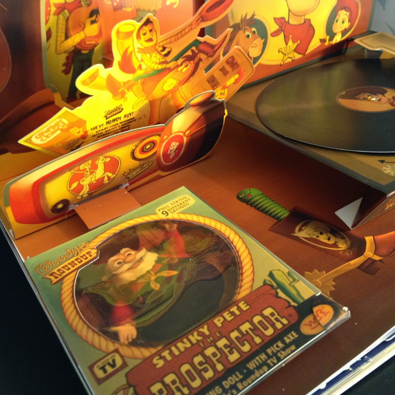 Dan the Pixar Fan: Toy Story: An Interactive Pop-Up Book and BEYOND!